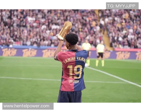 巴塞罗那与巴萨精彩对决回放全景分析与赛事亮点总结