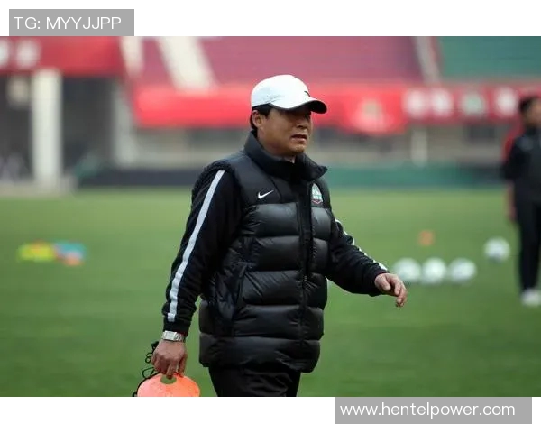 戴森丹尼尔斯崭露头角成为NBA新星引发球迷热议与期待